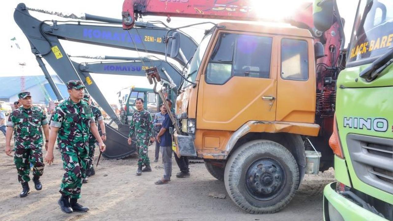 Kodam I/BB Terima Bantuan Alat Berat Percepat Pemulihan di Tapteng