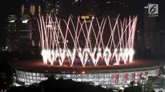 Pesta kembang api pada pembukaan Asian Para Games 2018 di Stadion Utama Gelora Bung Karno, Jakarta, Sabtu (6/10). Asian Para Gamesdigelar pada 6-13 Oktober 2018. (merdeka.com/imam buhori)