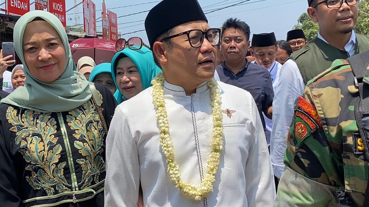 Rombongan Tour de Wali Songo Partai Kebangkitan Bangsa (PKB) menutup perjalanan ziarah pada hari ini, Jumat (8/9) dengan mengunjungi Makam Raden Patah dan Sunan Kalijaga. Kedua makam itu berada di Demak, Jawa Tengah.