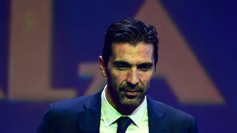 Gianluigi Buffon Pemain Terbaik Serie A 2016/2017