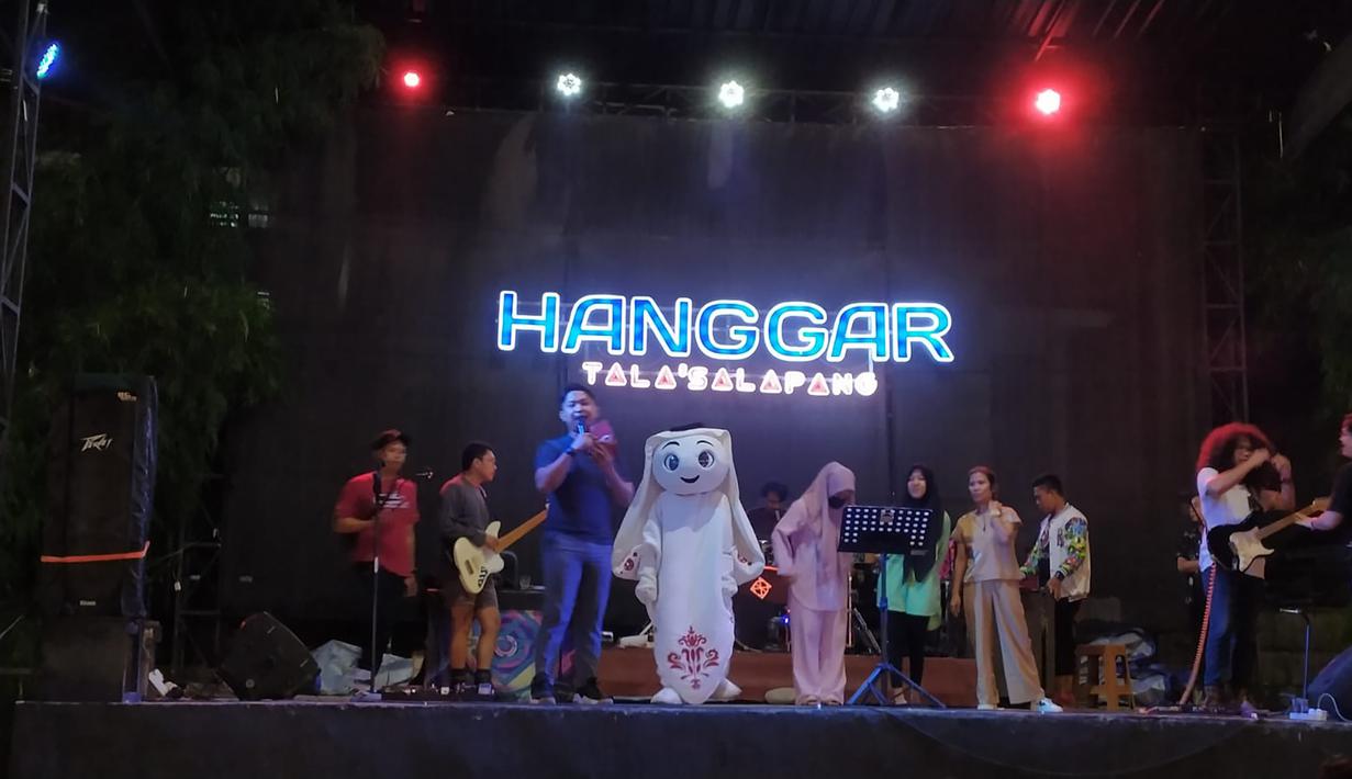 Destinasi berikutnya pada hari kedua kunjungan La'eeb di Kota Makassar adalah Hanggar Tala'Salapang. (Procomm Surya Citra Media)