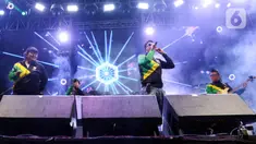 Penampilan band Souljah saat acara KapanLagi Buka Bareng 2023 (KLBB) di Senayan Park, Jakarta, Minggu (2/4/2023). (Liputan6.com/Herman Zakharia)