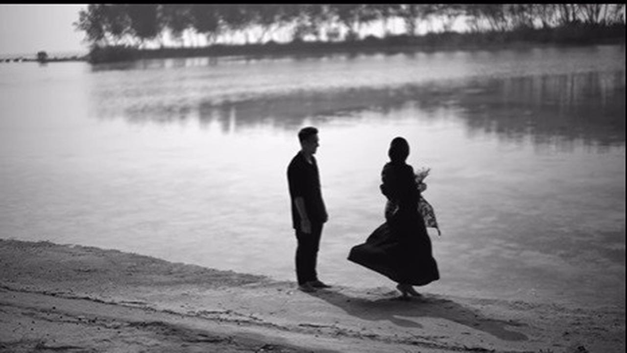 Romantis Tanpa Bersentuhan, Ini 8 Potret Prewedding Adiba Khanza dan Egy Maulana Vikri yang Bikin Kagum Netizen