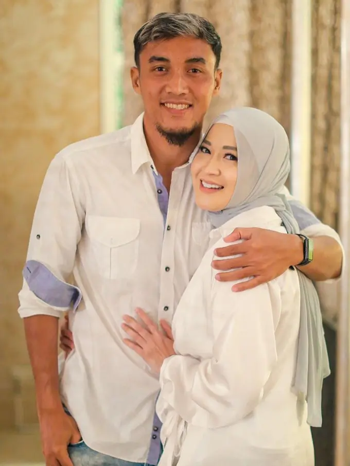 Okie Agustina dan Gunawan Dwi Cahyo