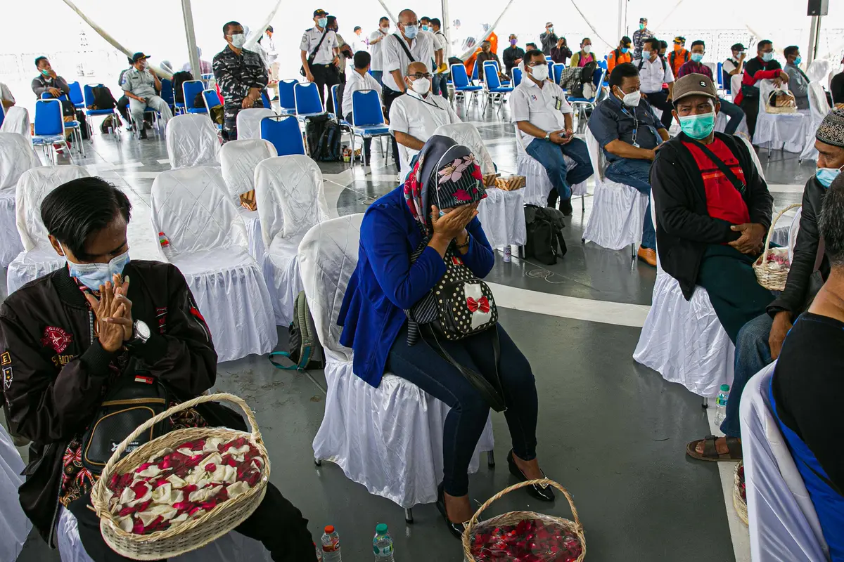 Doa Bersama dan Tabur Bunga Jatuhnya Pesawat Sriwijaya Air SJ 182