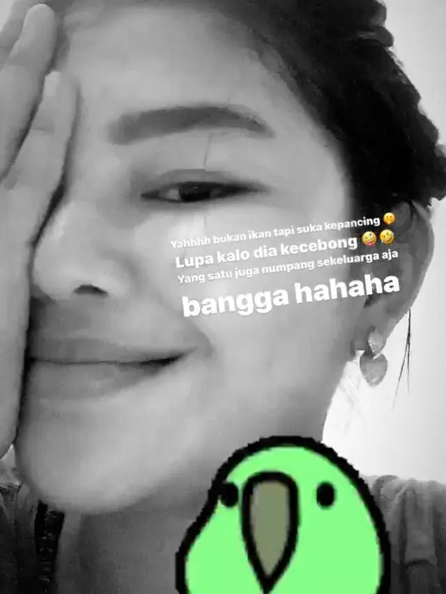 Unggahan Rosa Meldianti. (Foto: Instagram @rosameldianti_)