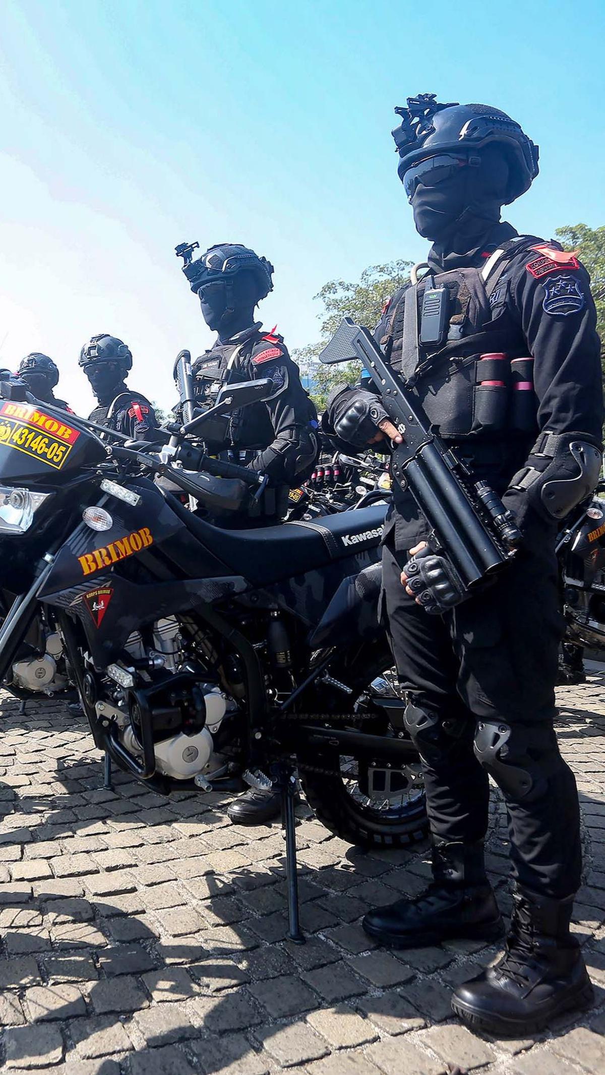 Operasi Lilin 2023 untuk pengamanan Natal dan tahun baru ini melibatkan&nbsp;129.923 personel gabungan dari TNI, Polri, Dishub, dan jajaran terkait.