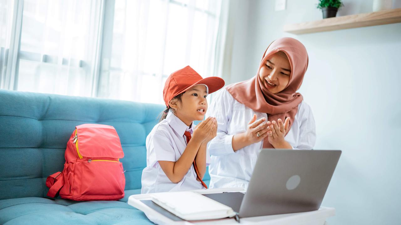 3 Tips bagi Para Orang Tua untuk Atasi Burnout saat Dampingi Anak Belajar Daring