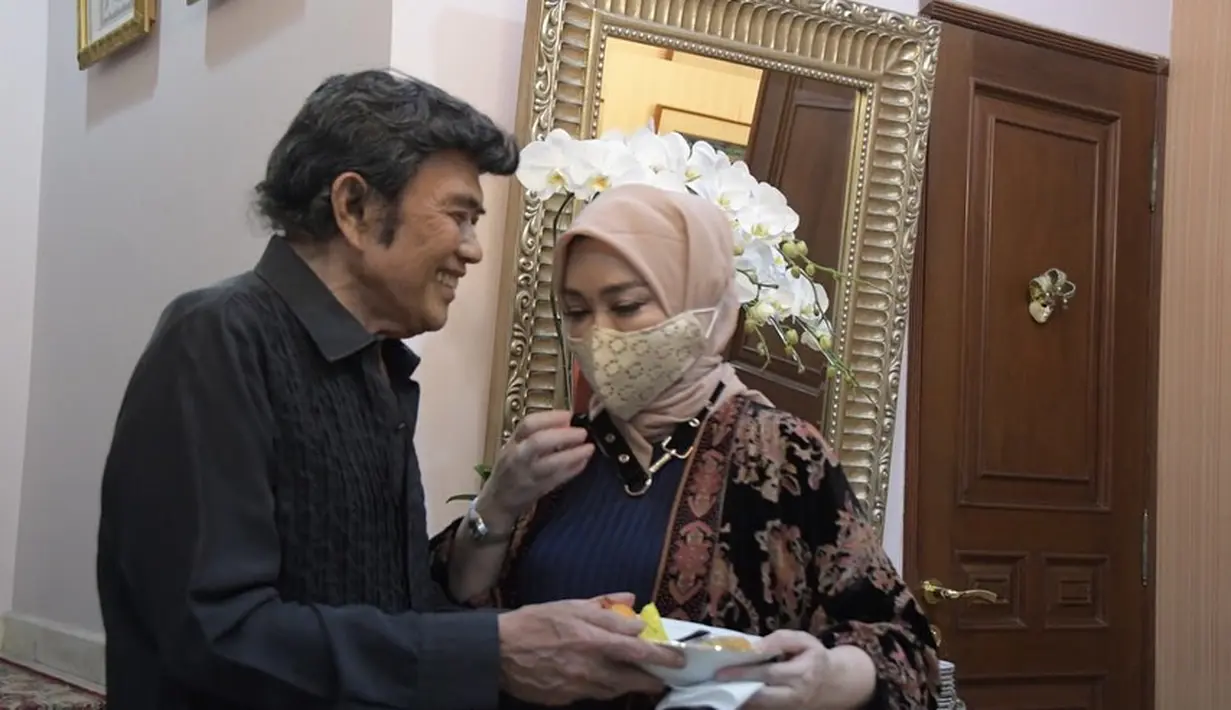 Ultah Rhoma Irama ke-74 (Instagram/riccarhoma)