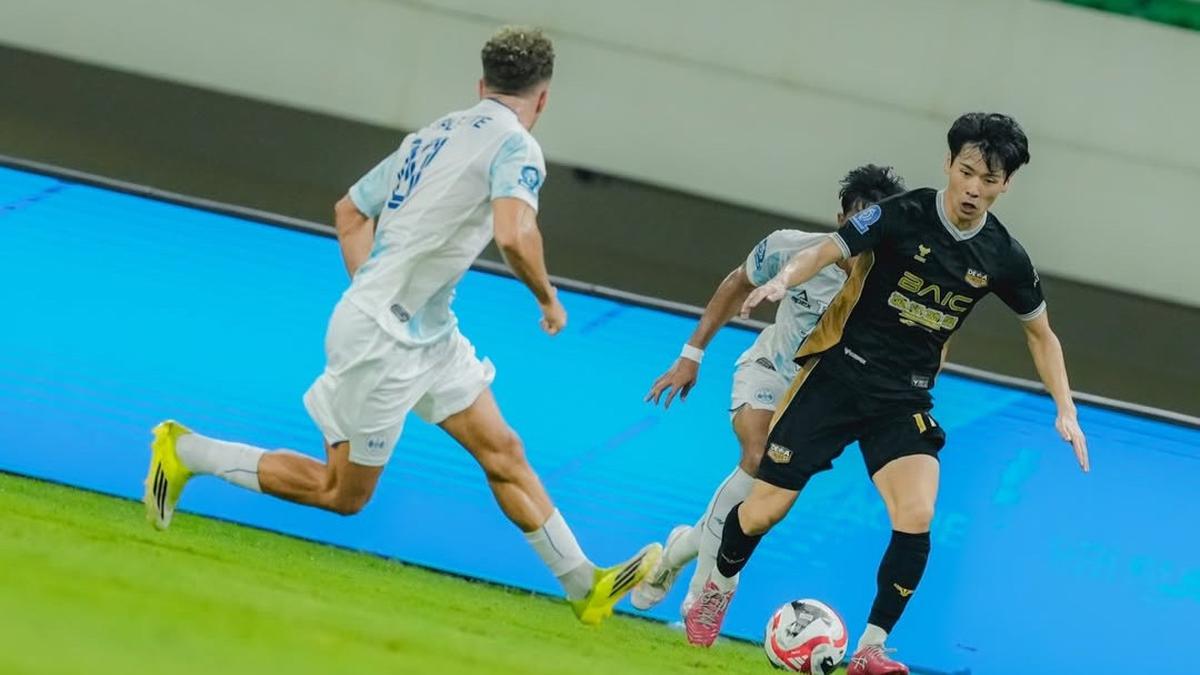 Hasil BRI Super League: Gol Penalti Alex Martins Bawa Dewa United Bungkam PSIM