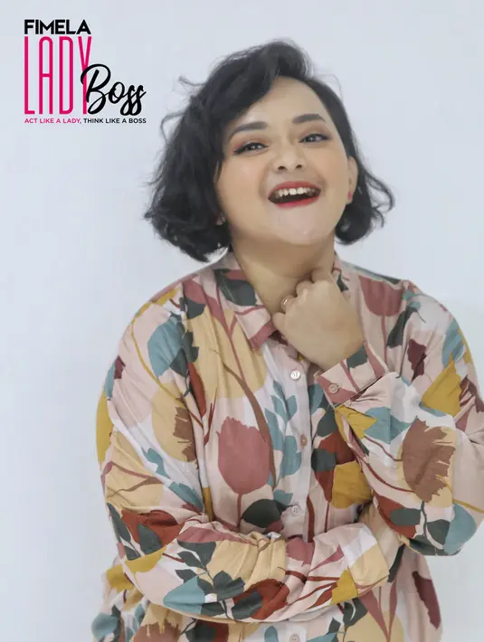 Akhirnya, di tahun 2016, Lizzie Parra berhasil melahirkan By Lizzie Parra (BLP). Kini, produk kecantikannya ternyata sudah mampu bersaing dengan produk lokal lainnya. (Adrian Putra/Fimela.com)