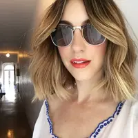 Rambut ikal bergelombang. (via: YouTube.com)