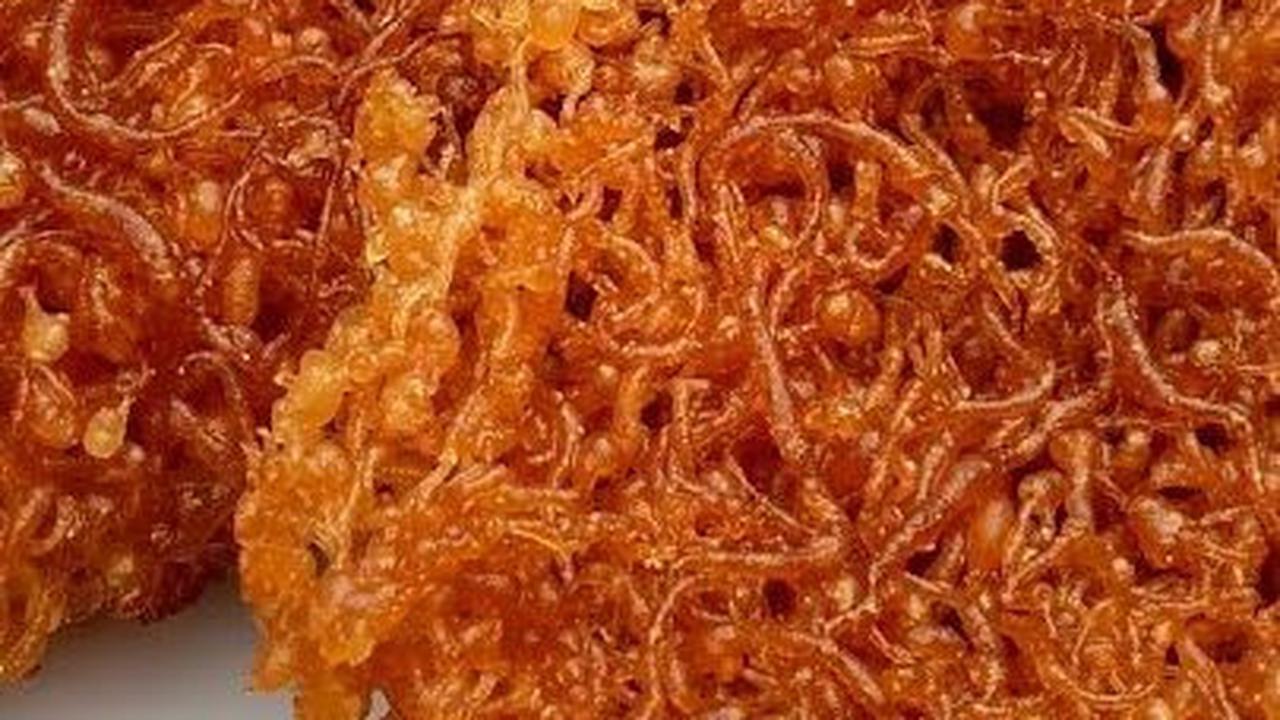 Mencicipi Kareh-Kareh, Kue Bertekstur Renyah Khas Minangkabau yang Mirip Sarang Burung