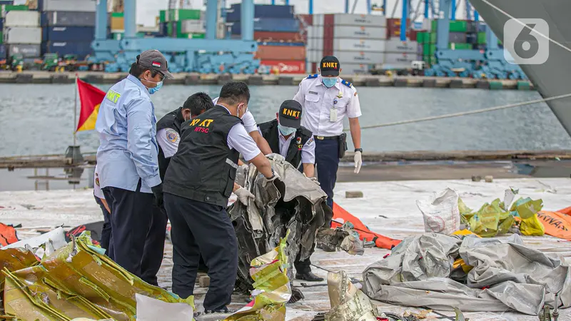 Hari Kelima, KNKT Kembali Periksa Turbin Pesawat Sriwijaya Air SJ 182