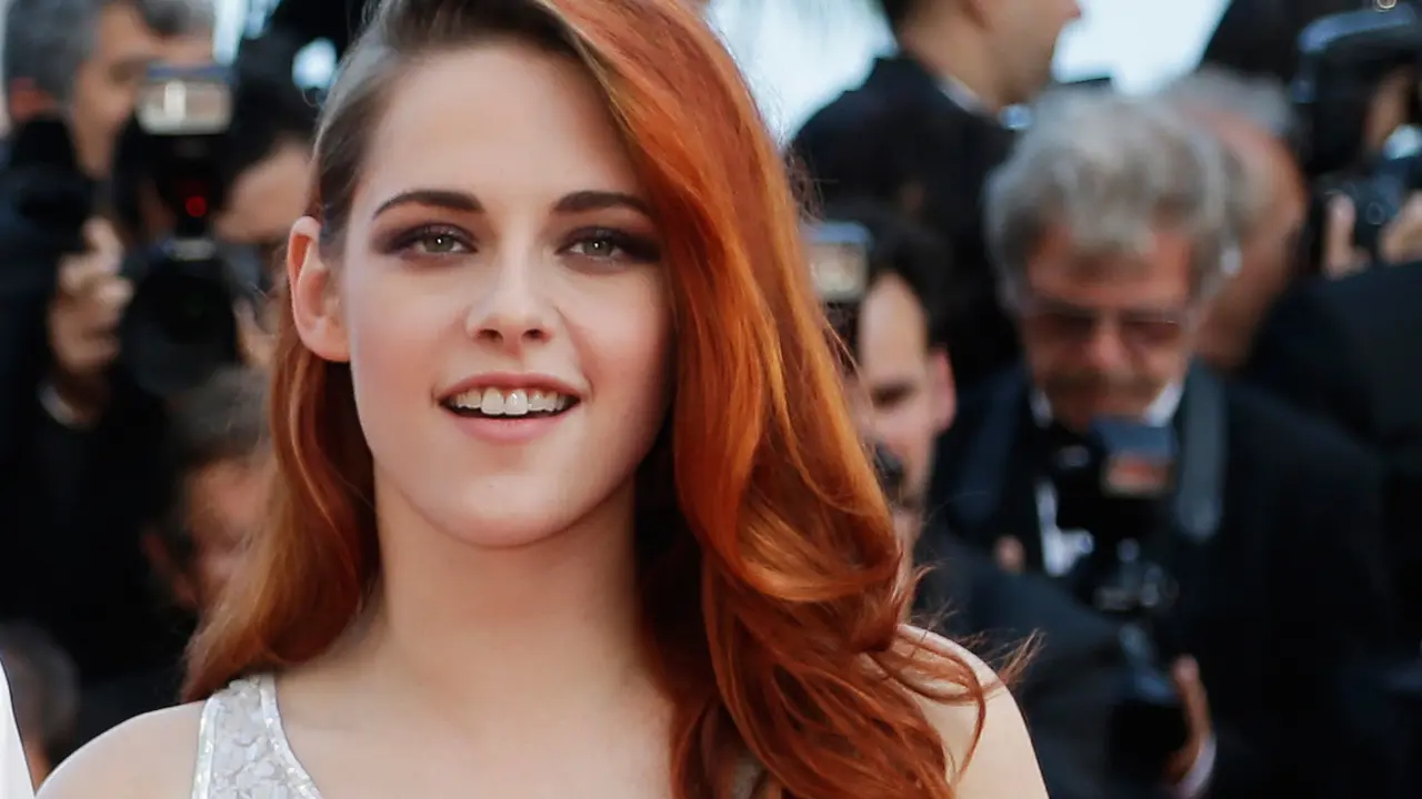 Kristen Stewart Temani Tahanan Muslim di Camp X-Ray