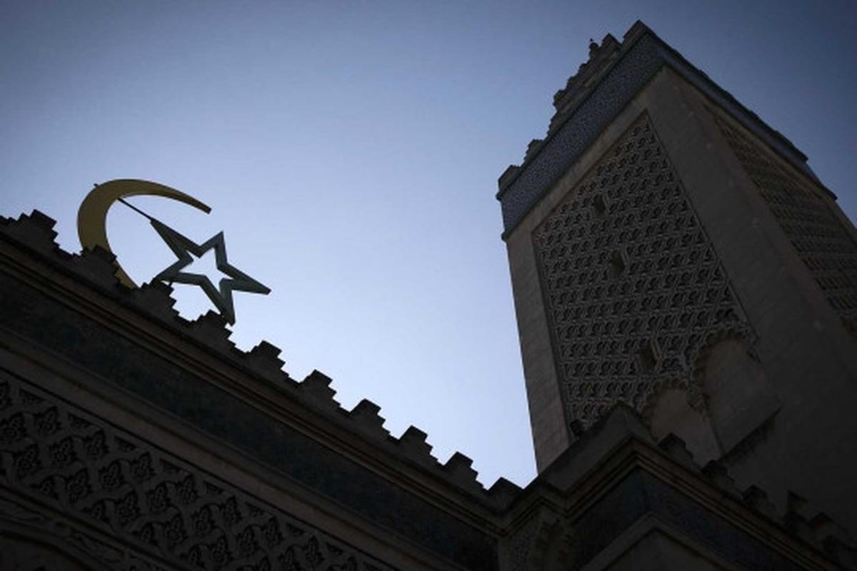 Menelusuri keindahan Masjid Agung Paris