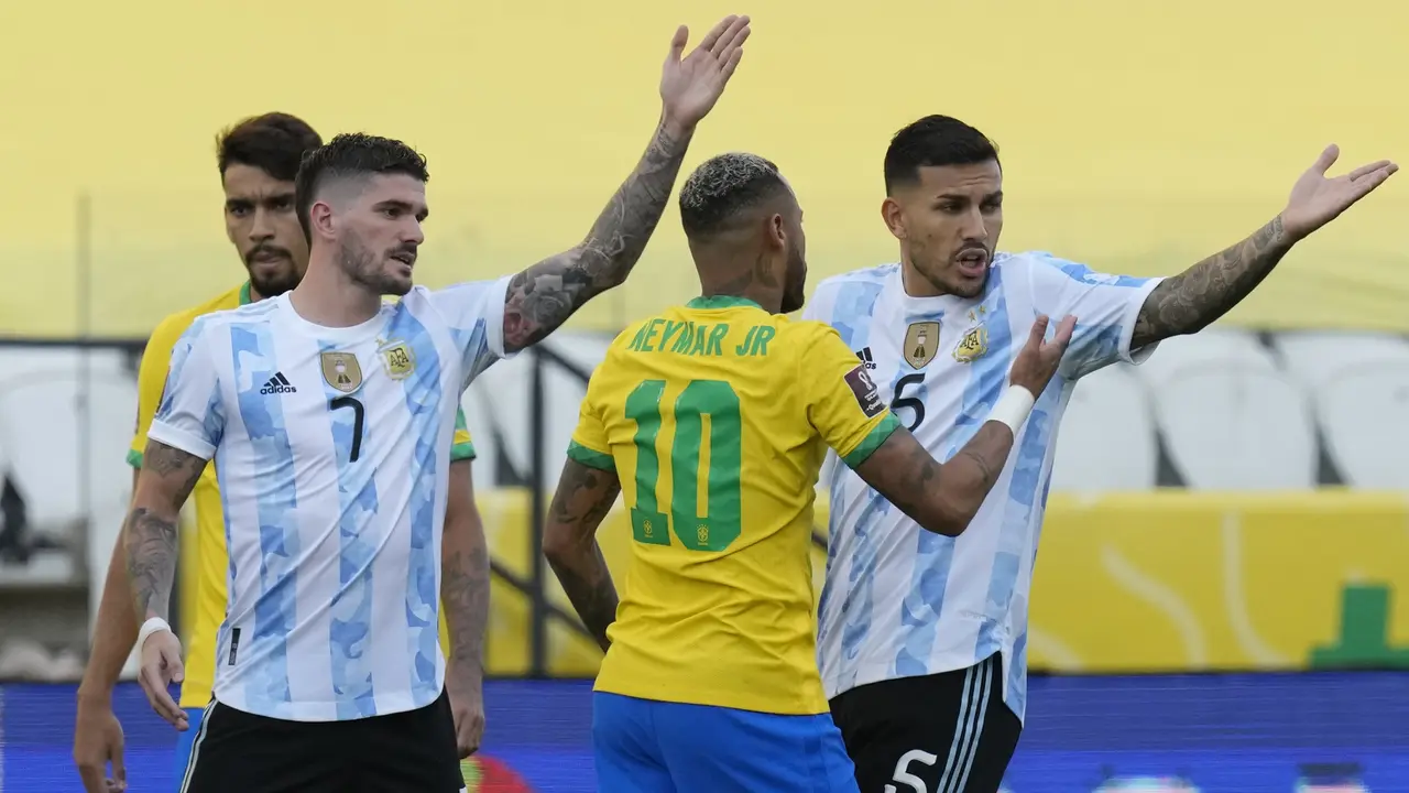 Foto: 4 Pemain Argentina Langgar Aturan Karantina, Laga Brasil Kontra Argentina Dihentikan Otoritas Kesehatan Brasil