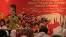 Mantan Menteri Pemuda dan Olahraga, Roy Suryo memberikan sambutan usai upacara serah terima jabatan Menpora di Wisma Kemenpora, Jakarta, Rabu (29/10/2014). (Liputan6.com/Helmi Fithriansyah)