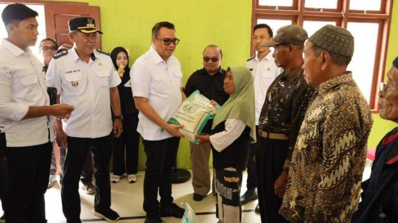 Bupati Kukar Instruksikan Pengecekan Menyeluruh Sistem Irigasi Pascabanjir di Rapak Lambur