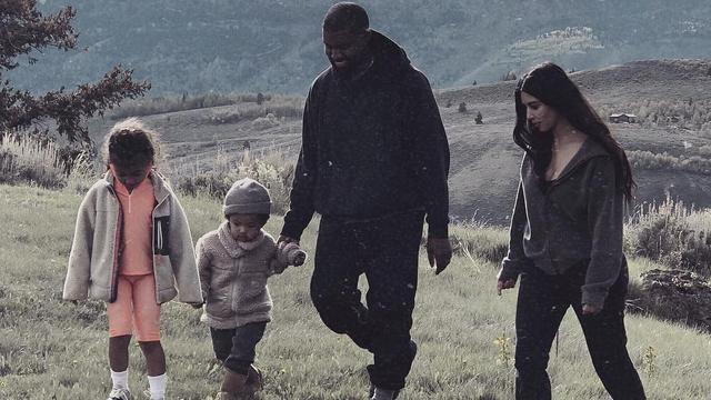 [Bintang] Kanye West - Kim Kardashian