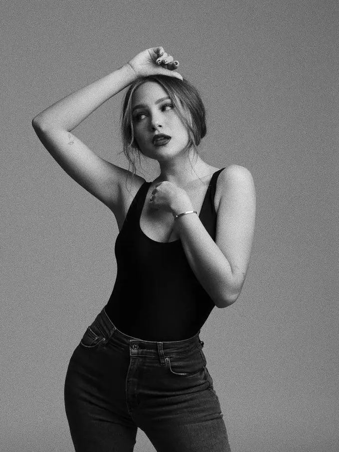 Cerita Sukses Pesinetron Paola Serena, Jual 2500 Botol Parfum dalam 30 Menit