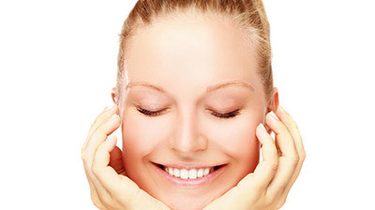 Thread Lift, Tiruskan Wajah Hanya dalam 10 Menit! Beauty