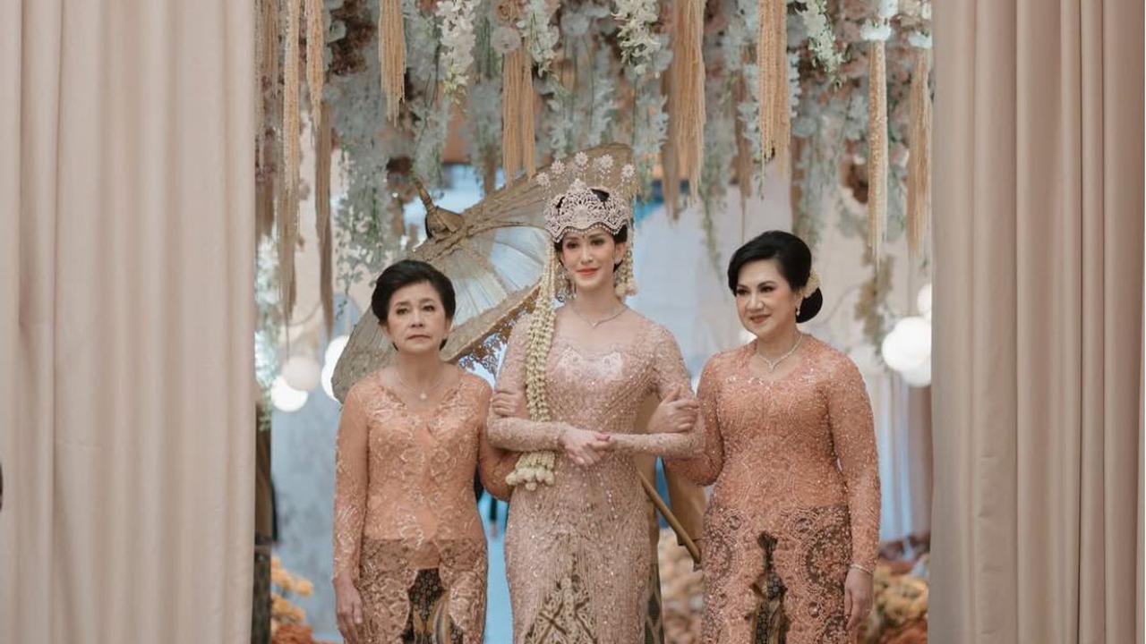 Elma Agustin Resmi Menikah dengan Ihsan Fadlur, Usung Adat Sunda yang Khidmat