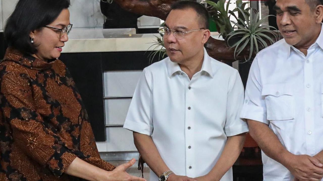 "Ini adalah Tim Gugus Tugas Sinkronisasi Pemerintahan Prabowo-Gibran yang diminta Presiden terpilih untuk melakukan sinkronisasi dengan kementerian-kementerian untuk mempersiapkan proses pemerintahan Prabowo-Gibran setelah beliau dilantik menjadi Presiden