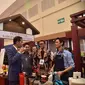 Presiden Joko Widodo tampak meninjau stand Pemerintah Kabupaten Bantaeng, Sulawesi Selatan di ajang kegiatan pameran tahunan Apkasi Otonomi Expo. (Istimewa0