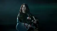 Lirik Lagu Wildflower Milik Billie Eilish yang Trending No. 5, tentang Kisah Cinta yang Berawal dari Patah Hati