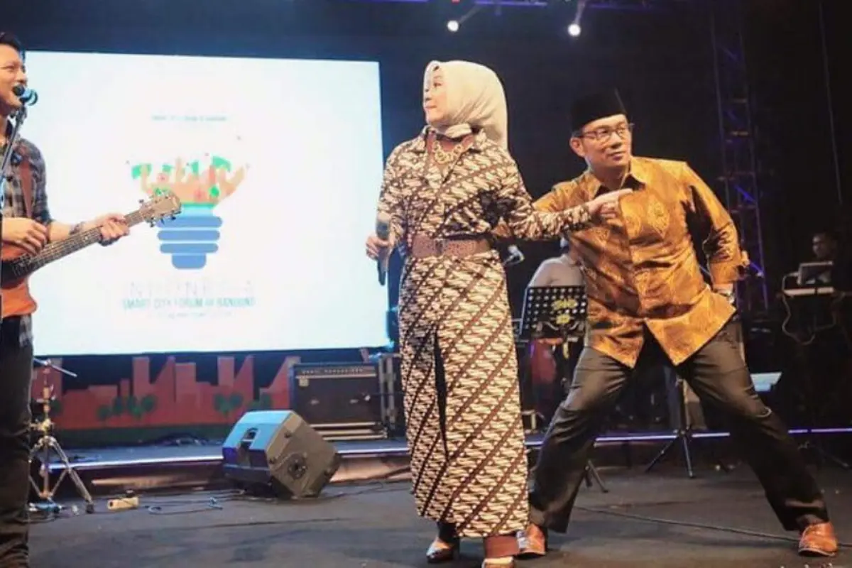 Kritik Foto Ridwan Kamil Bareng Ariel NOAH, KPAI Dikecam