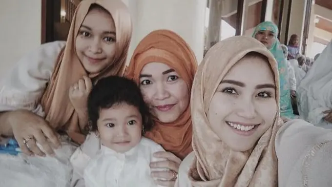 [Bintang] Ayu Ting Ting