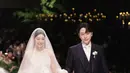 Atlet skating Kim Yuna resmi dipinang  penyanyi asal Korea Selatan Ko Woo Rim pada 22 Oktober 2022. Pernikahan Kim Yuna dan Ko Woo Rim digelar secara tertutup dan intim. [instagram/yunakim]