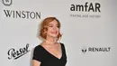 Lindsay Lohan menuliskan komentar yang menunjukkan ia kebingungan dengan gaya rambut kepang baru milik Kim Kardashian. (ALBERTO PIZZOLI  AFP)