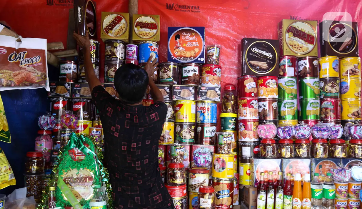 Kue-kue ini dijual mulai dari harga Rp 35.000 - hingga Rp 1.000.000. (Liputan6.com/Herman Zakharia)