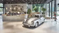 Porsche Studio di Singapura tawarkan pengalaman unik.