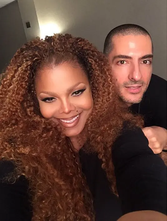 Mantan pasangan suami-istri Janet dan Wissam memang dikenal sangat menjaga privasi kehidupan mereka, termasuk alasan di balik perceraian mereka. Namun belakangan terungkap penyebabnya. (Instagram/Janetjackson)