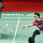 Pebulu tangkis ganda putra Indonesia Mohammad Ahsan/Hendra Setiawan atau pasangan The Daddies saat bertanding melawan ganda putra Jepang Akira Koga/Taichi Saito pada babak 32 besar turnamen Daihatsu Indonesia Masters 2023 di Istora Senayan, Jakarta, Selasa (24/1/2023). Mohammad Ahsan/Hendra Setiawan menang atas Akira Koga/Taichi Saito dengan skor 17-21, 21-19, dan 21-10. (Liputan6.com/Herman Zakharia)