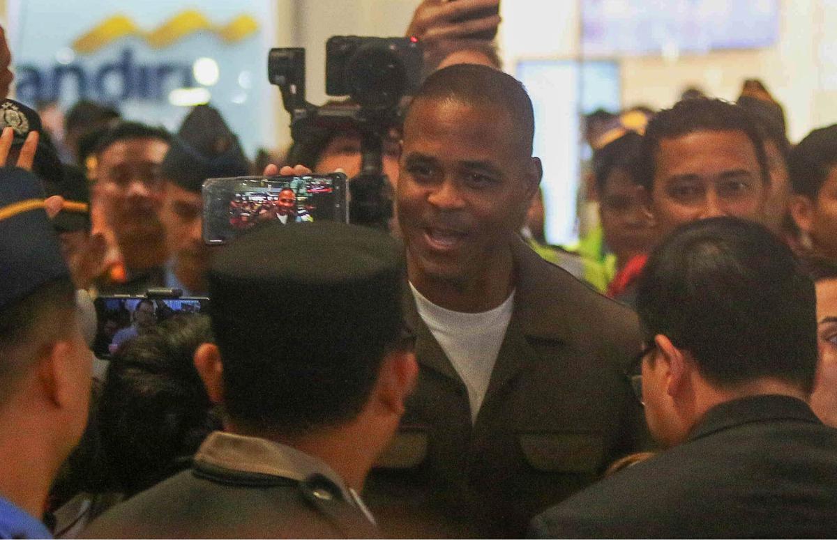 Foto: Momen Patrick Kluivert Tiba di Indonesia