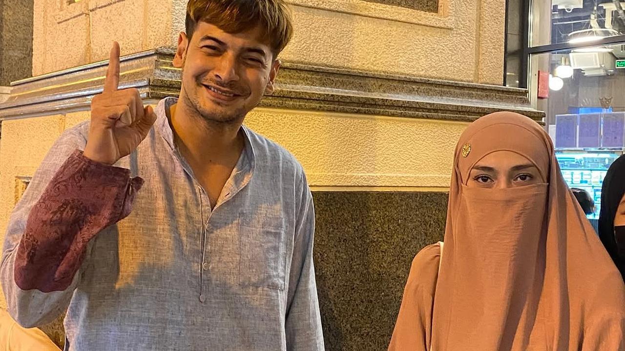 Celine Evangelista Pilih Tampil Bercadar saat Jalani Umrah Usai Mualaf, Dipuji Cantik bak Bidadari Surga