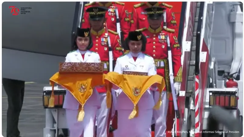 Kisah Naila Aulita Alqubra Sinapoy dan Lilly Indiani Wenda: Bawa Bendera dan Teks Proklamasi dari Balikpapan ke Istana Nusantara di IKN (Tangkapan Layar Youtube Sekretariat Presiden)