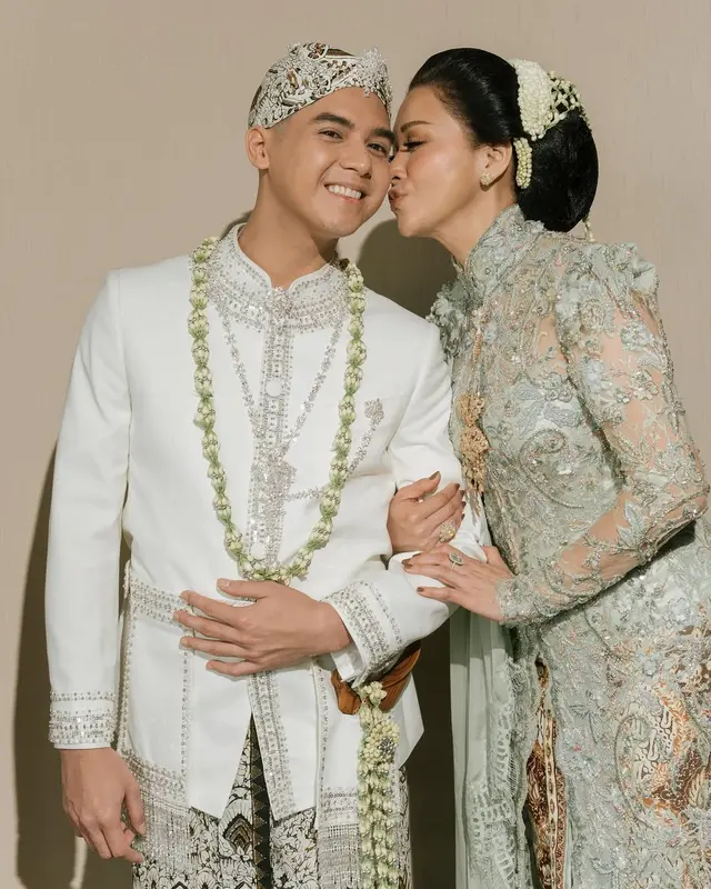 6 Fakta pernikahan Al Ghazali dan Alyssa Daguise, mas kawin 2025 Euro sampai ngunduh mantu tanpa Maia