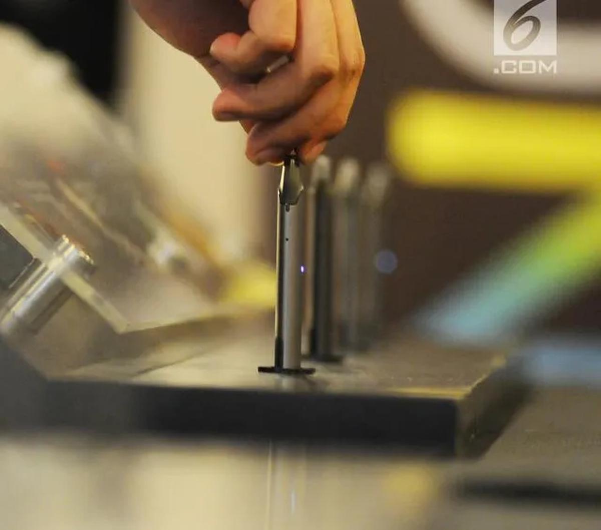 "Asosiasi juga berharap hal ini dapat memajukan industri HPTL (Hasil Pengolahan Tembakau Lainnya) dan REL (Rokok Elektrik) di Indonesia," tutup Fachmi.