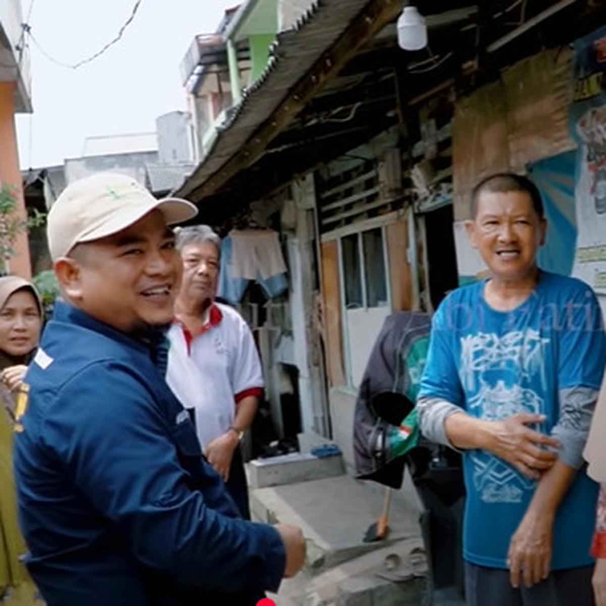 Pria Paruh Baya Ini Dulu Kaya Raya Jadi Mualaf Hidupnya Bikin Miris, Ending-nya Dibantu Para Donatur