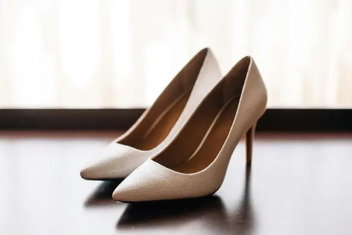 6 Model Sepatu untuk Gamis Wanita, Bantu Tampilan Makin Anggun dan Modis 2025