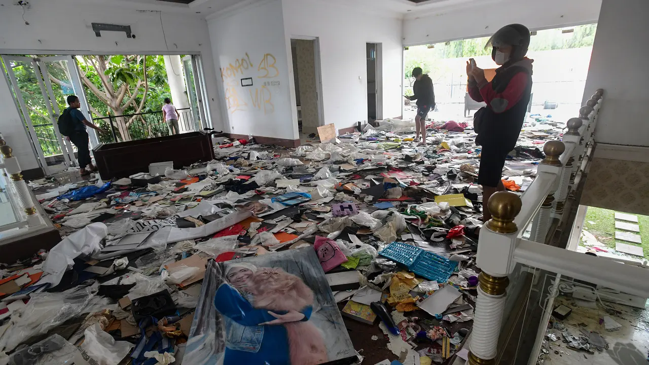 Kondisi rumah anggota DPR Uya Kuya usai tragedi penjarahan
