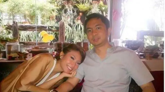 6 Foto Lawas Ayu Dewi Sebelum Menikah, Masa Pacaran dengan Regi Datau Curi Perhatian