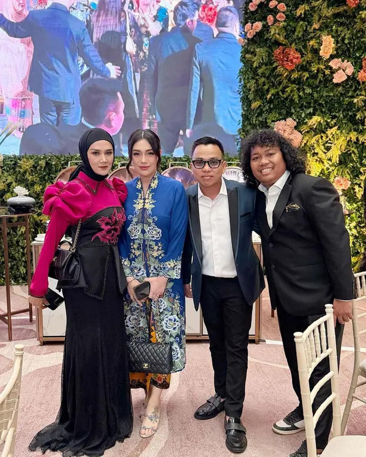 6 Gaya Seleb dan Tokoh Publik di Pernikahan Wakil Ketua MPR, Aurel Hermansyah, Nagita Slavina, hingga Selvi Ananda