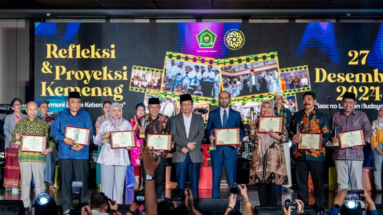 Menteri Agama (Menag) Nasaruddin Umar memberi pesan khusus tentang pentingya spiritualitas dalam pembangunan bangsa.