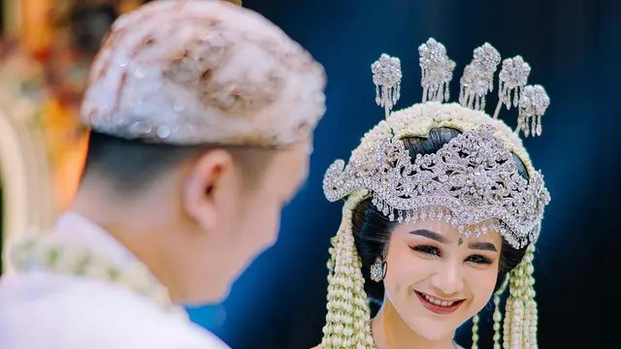 8 Artis Ini Cerai Sebelum Dikaruniai Anak, Ada yang Diselingkuhi